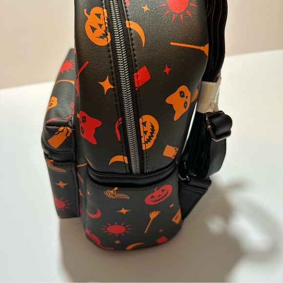 Loungefly Disney Hocus Pocus Icons AOP Mini Backpack Bag Halloween Fall NWT - Picture 4 of 7
